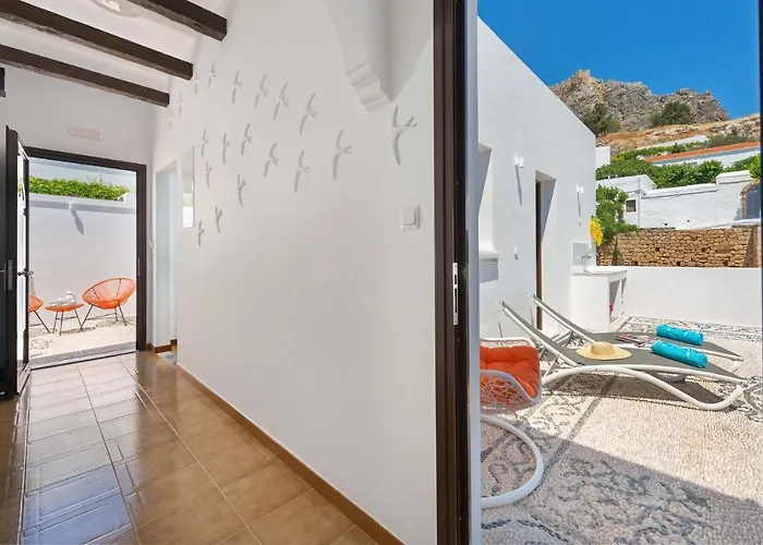 Luxury Rhodes Diamond Hot Tub Beautiful * لينثوس