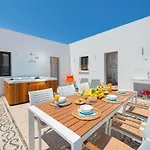 Вилла Luxury Rhodes Diamond Hot Tub Beautiful
