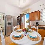 Luxury Rhodes Diamond Hot Tub Beautiful Вилла Линдос