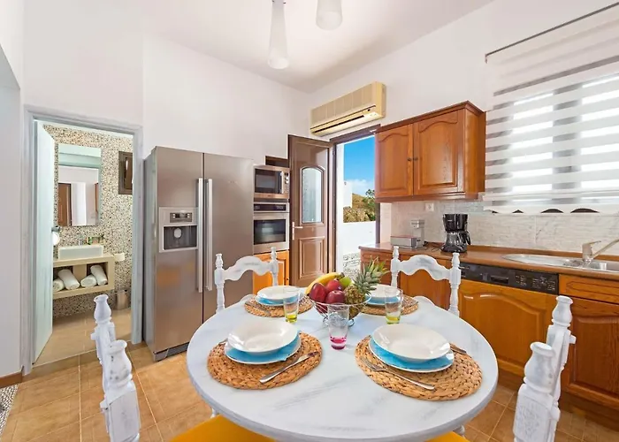 Luxury Rhodes Diamond Hot Tub Beautiful ヴィラ リンドス